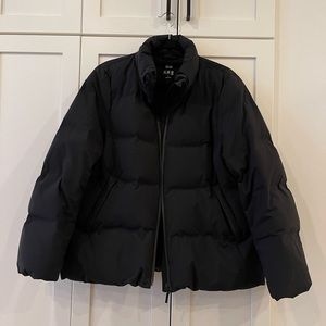 Uniqlo cropped puffer jacket